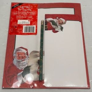 Letter To Santa 5 Stationery Sheets with Matching Envelopes Pencil Included